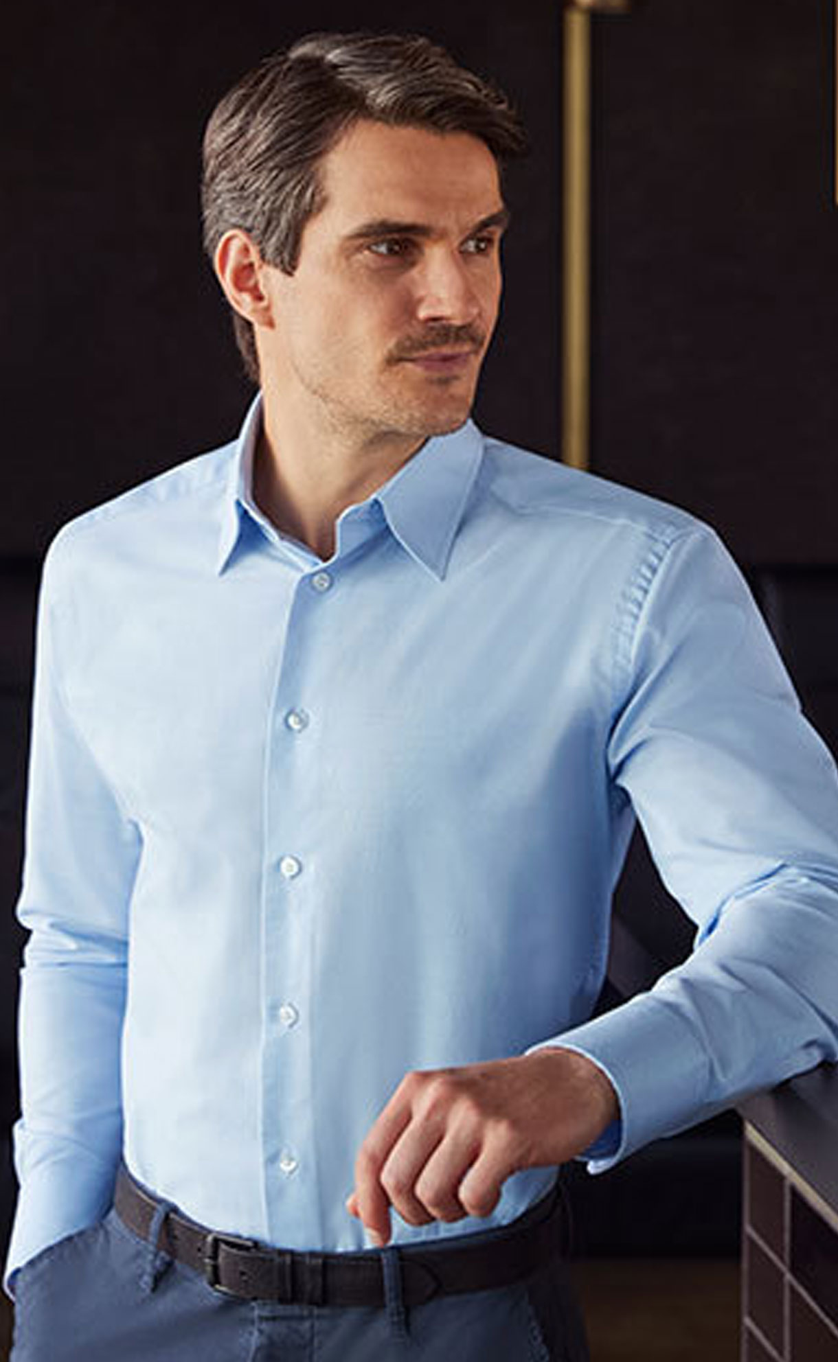 Hemd für Corporate Fashion mit Firmenlogo