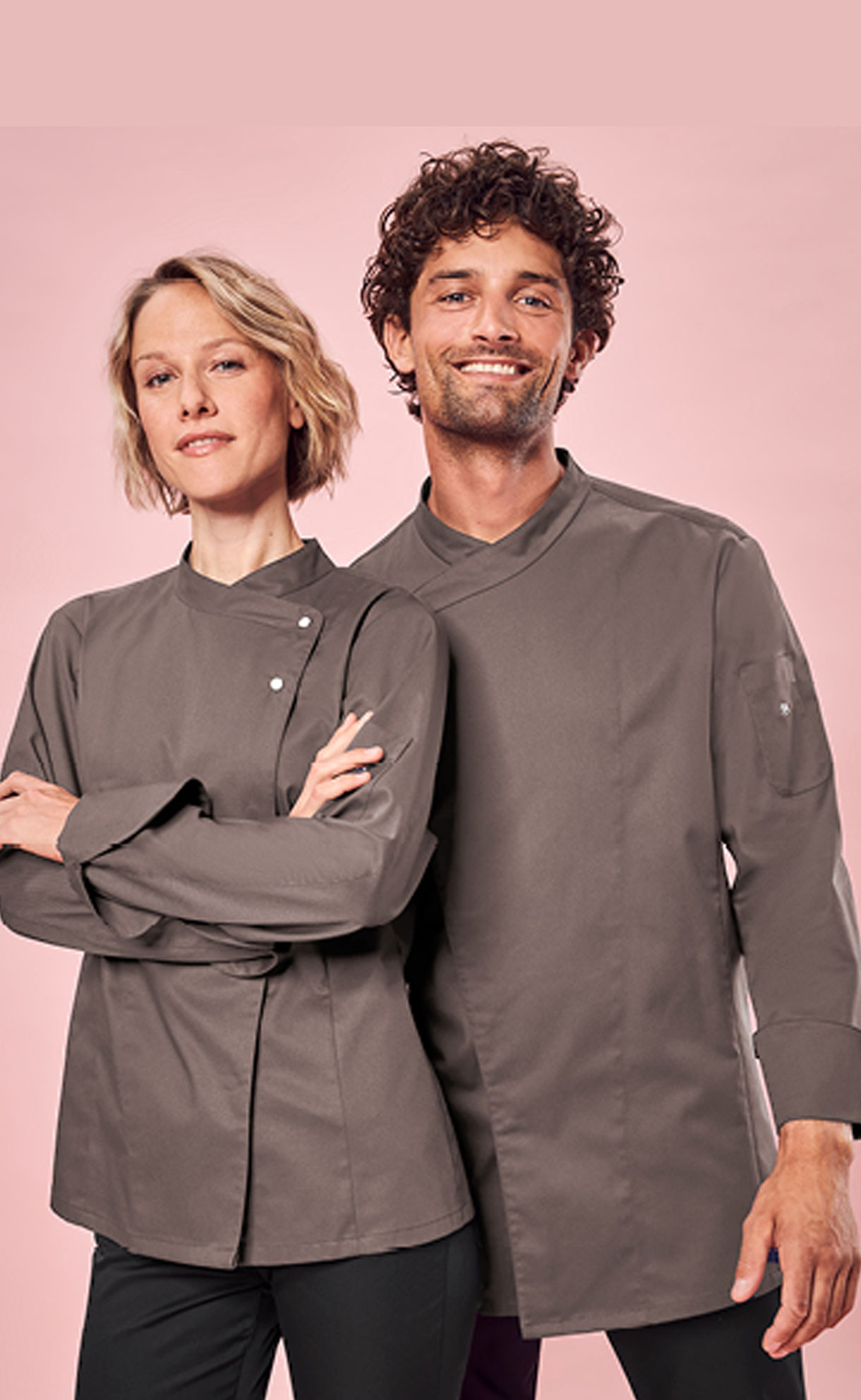 Kochjacke für die Gastronomie mit Firmenlogo bestickt