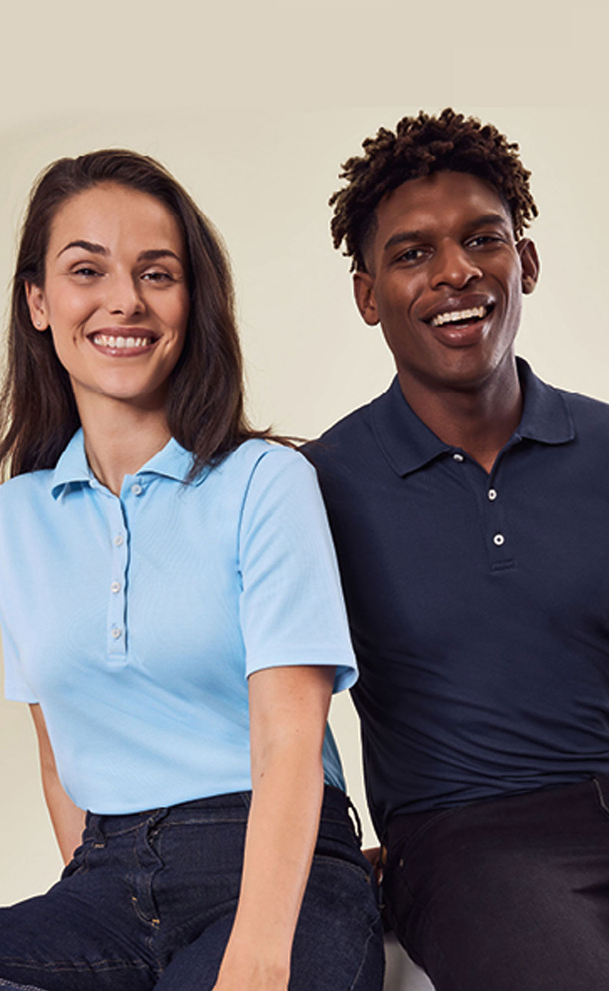Poloshirt für die Gastronomie mit Firmenlogo